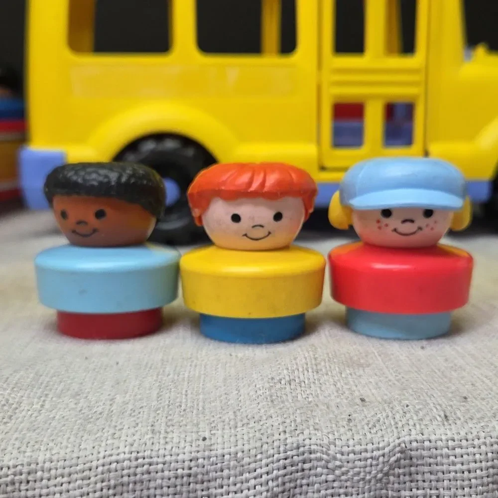 Fisher-Price Nifty Station Wagon , Little People Airplane, School Bus, 11 Figure